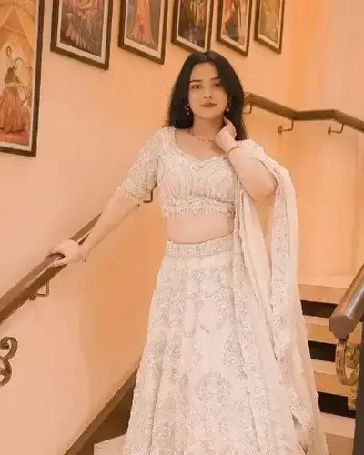 Escort Service In Uzhavarkarai